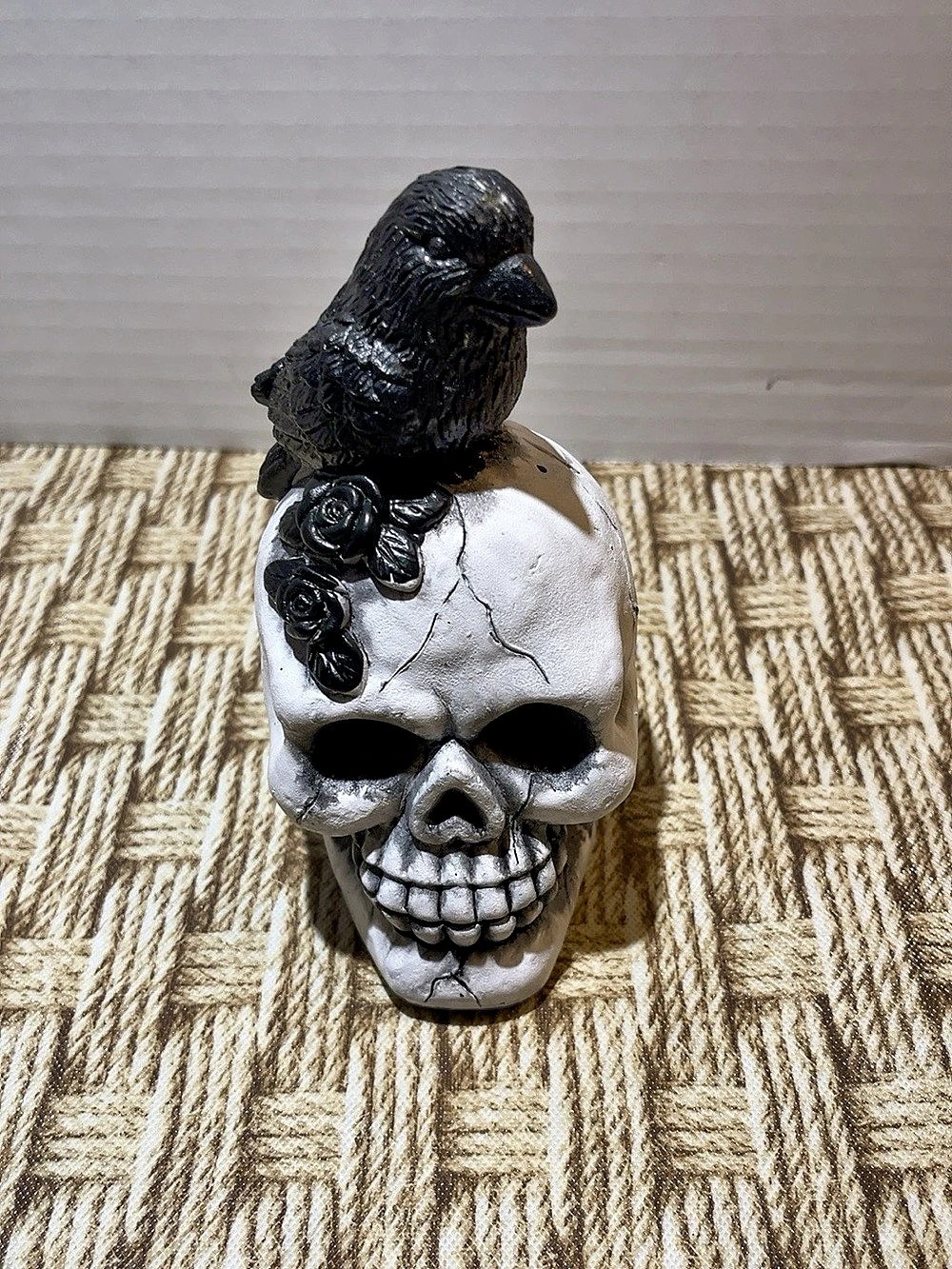 Crow Skull Halloween Decor